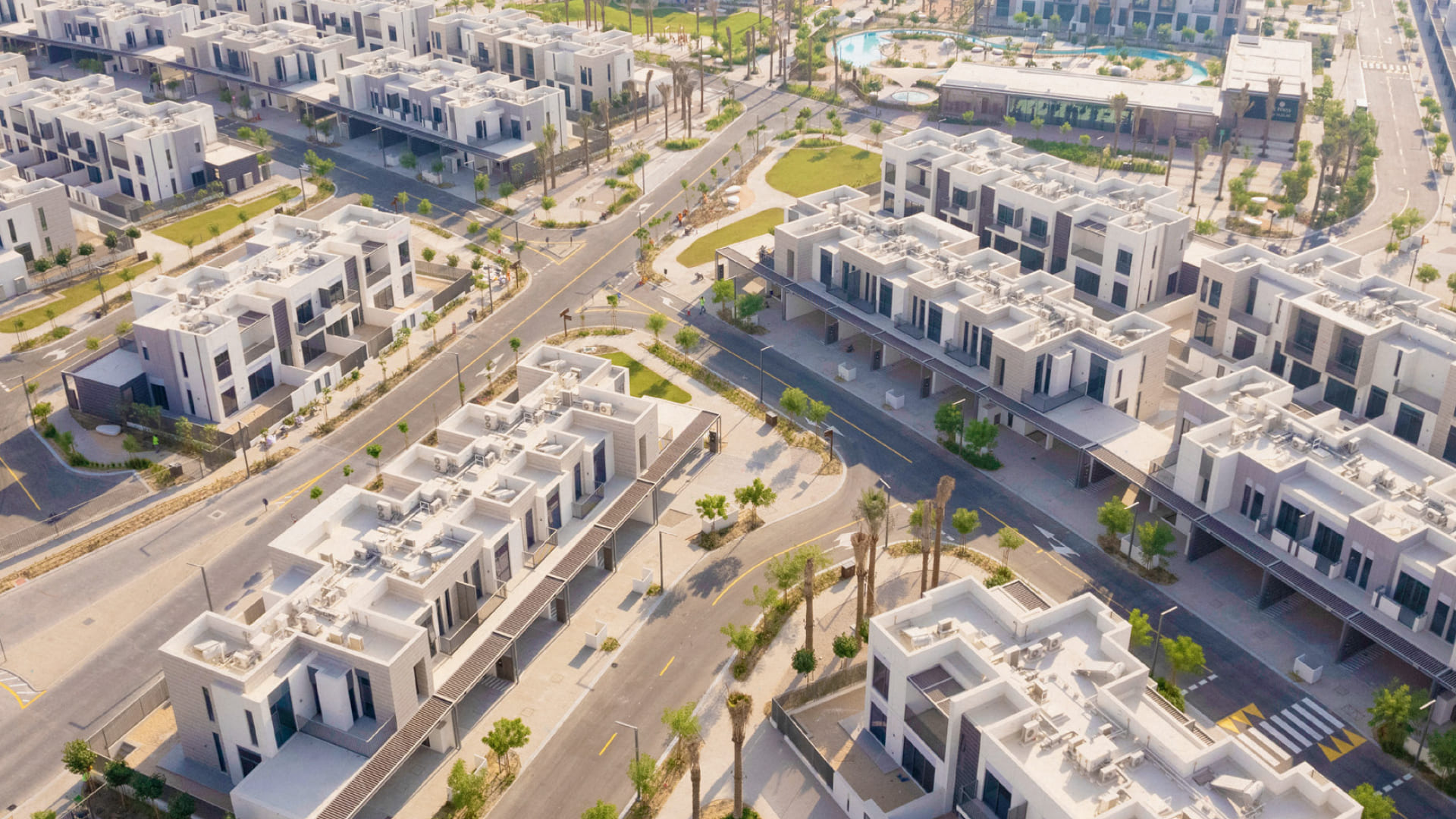 استثمر في دبي 🇦🇪
